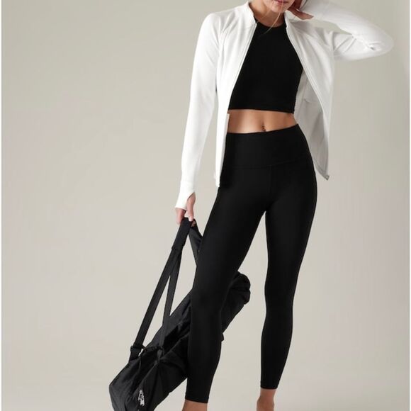 NWT Athleta Salutation Stash Pocket 11 7/8 Tight. Black. Extra Small - Picture 6 of 12